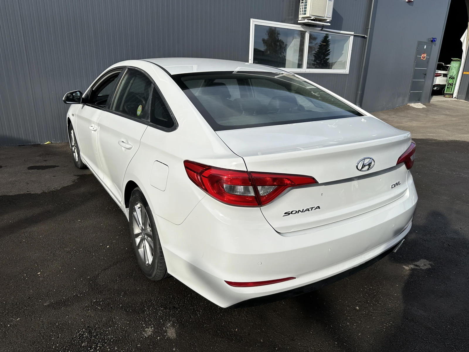 Hyundai Sonata НОВ ВНОС/8 БРОЯ/ОРИГИНАЛЕН ПРОБЕГ/АВТОМАТИК/БЕНЗИН - изображение 5