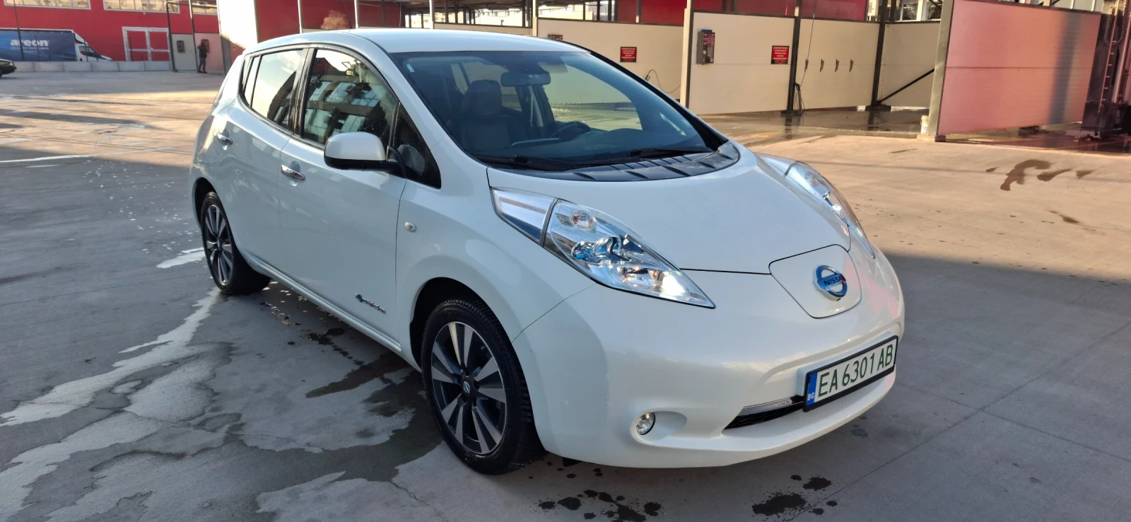 Nissan Leaf  Leaf 30Kw Tekna edition | Mobile.bg   1