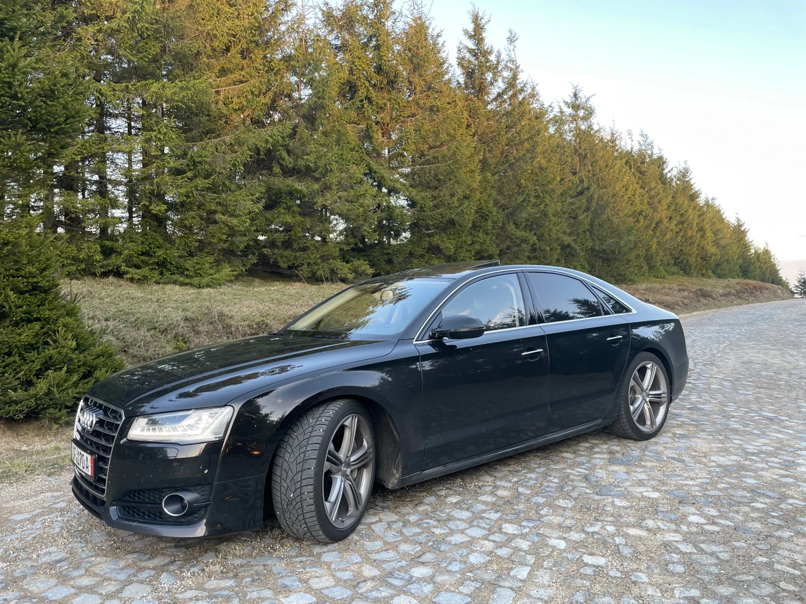 Audi A8 V8 quatrro DESIGN SELECTION - изображение 7