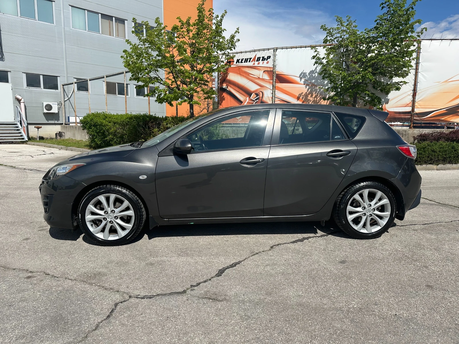 Mazda 3 2.0i 150 к.с.  - изображение 2