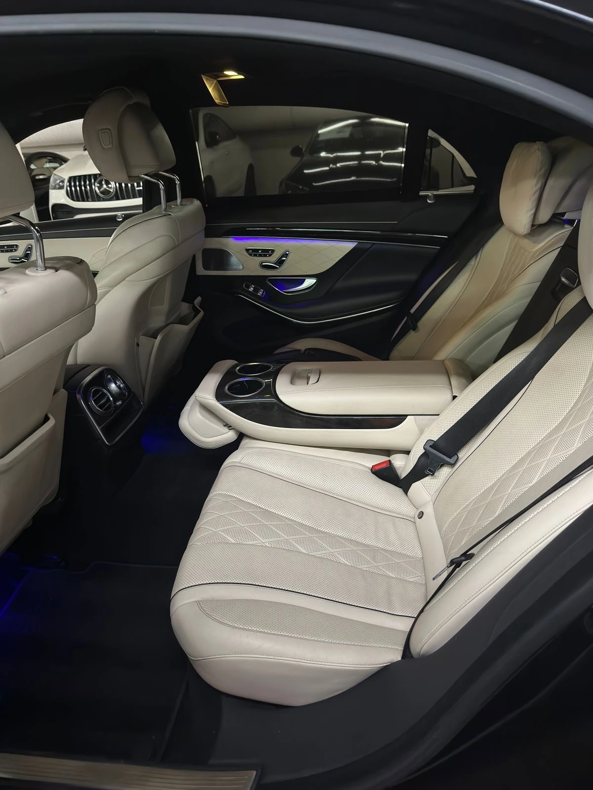 Mercedes-Benz S 550 Designo* Panorama* Memory* Massage*  - изображение 10