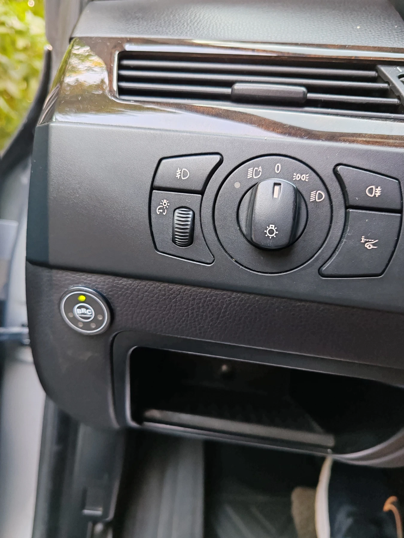 BMW 525 i 192ps    | Mobile.bg   11