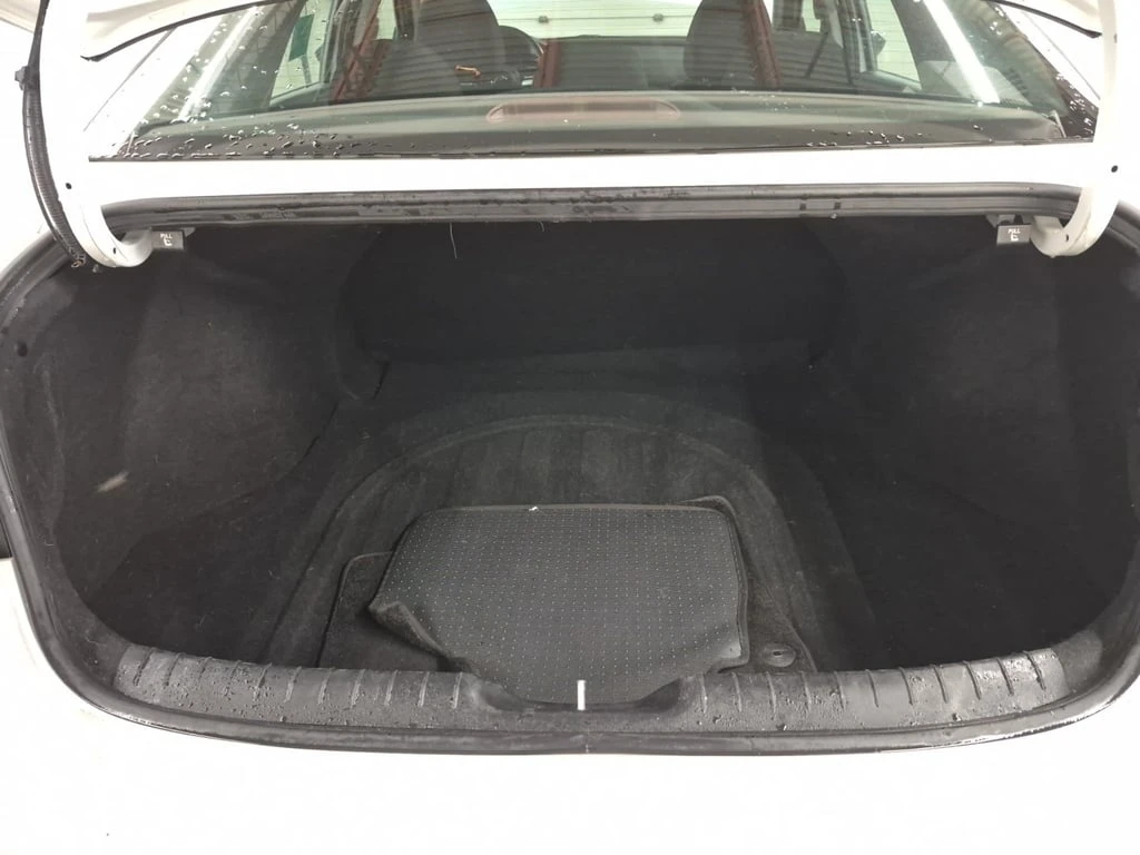 Hyundai Elantra * PREFERRED * CARFAX *    | Mobile.bg   16