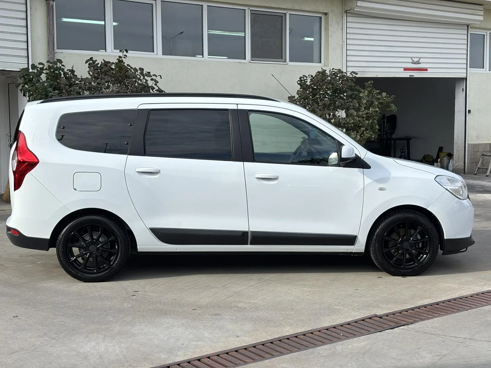 Dacia Lodgy 1, 5dci - изображение 4