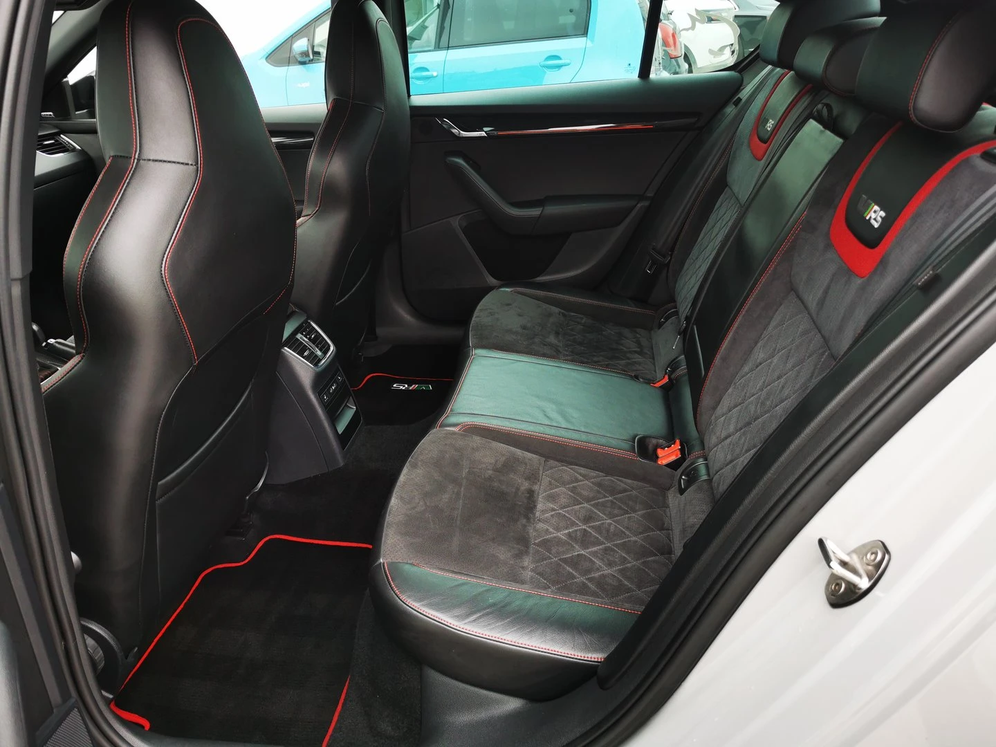 Skoda Octavia RS 2.0 TDI 184ks MT6 | Mobile.bg � ����������� 7