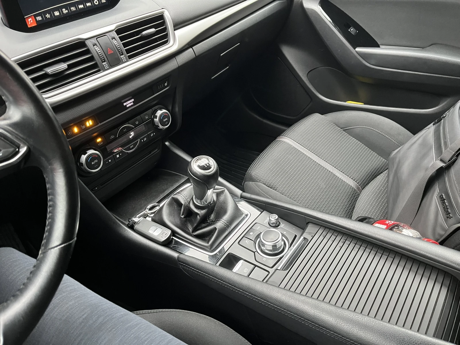 Mazda 3  - изображение 9