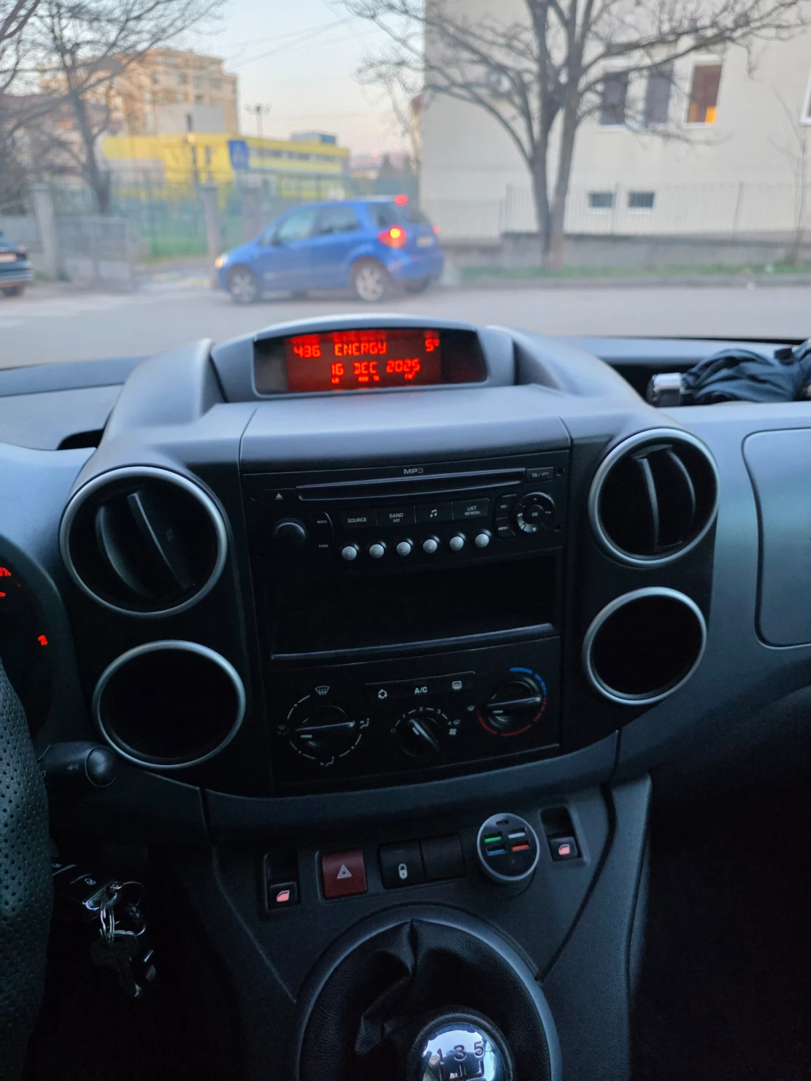 Citroen Berlingo 1.6 Hdi | Mobile.bg � ����������� 12