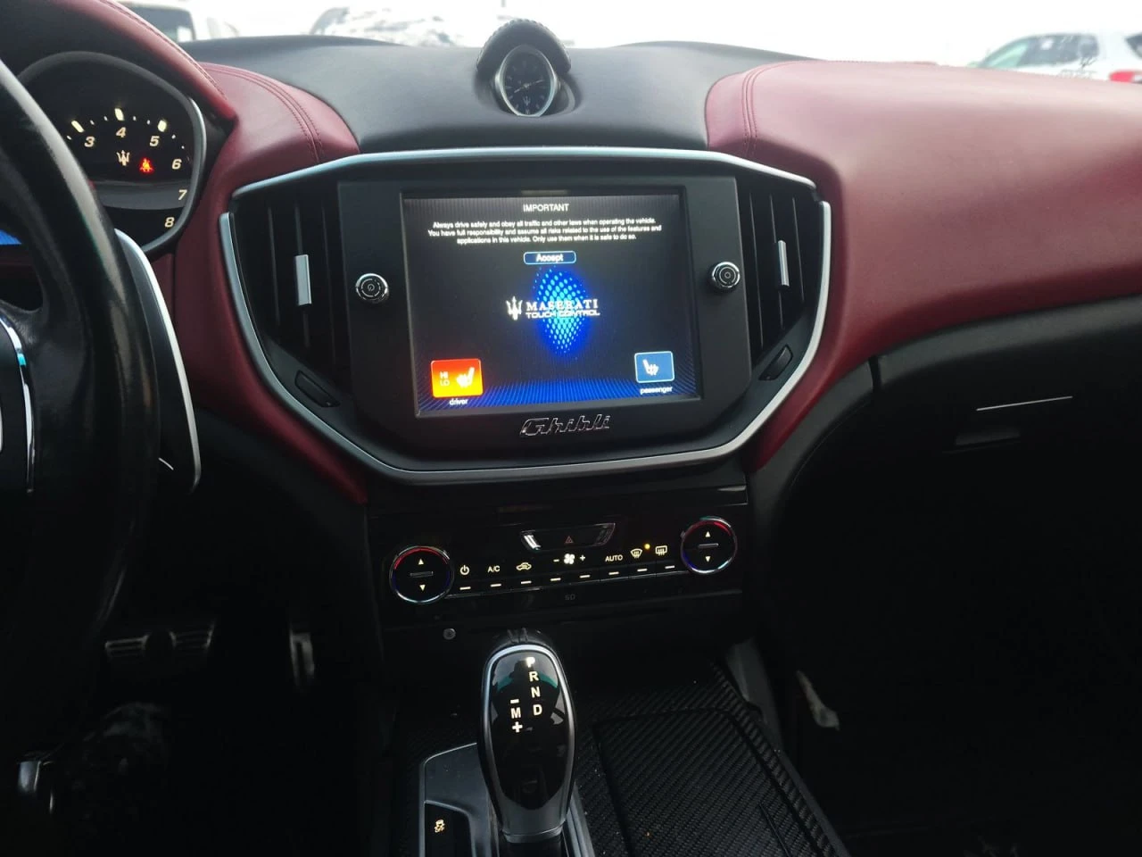 Maserati Ghibli * CARFAX * ��� ������������ ������ | Mobile.bg � ����������� 10