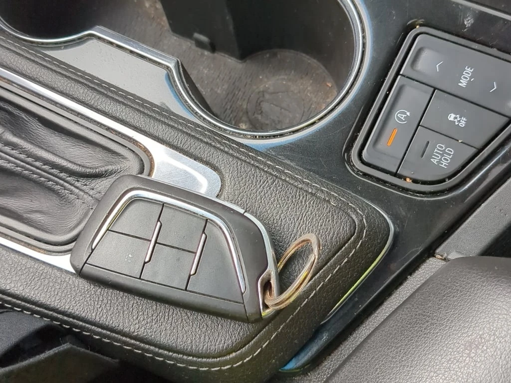 Cadillac Cts * LUXURY * CARFAX * ���� �� �� | Mobile.bg � ����������� 8