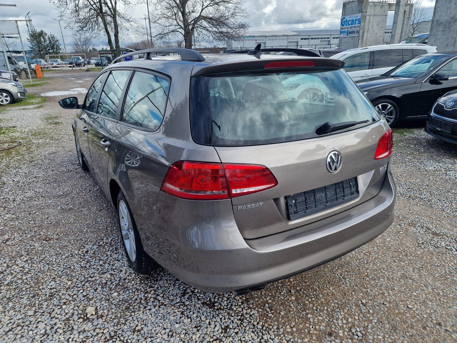 VW Passat 2.0TDI-140k.s-6sk-NAVI-EURO 5, снимка 4 - Автомобили и джипове - 54004111