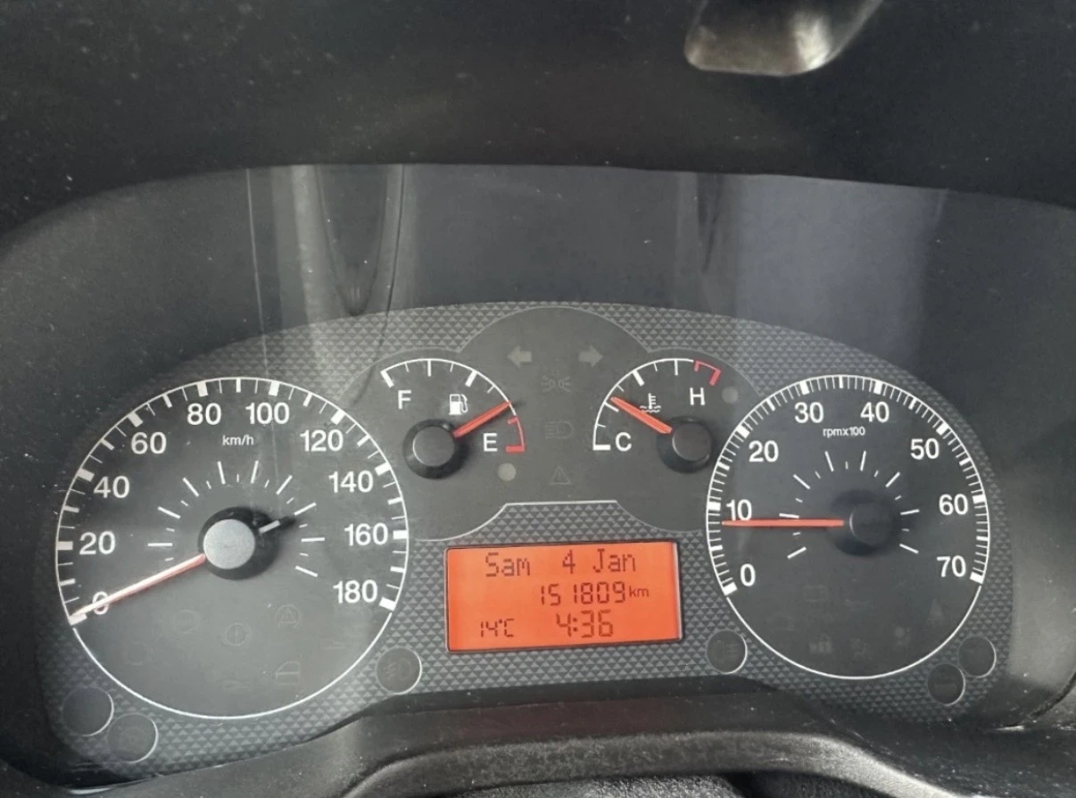 Fiat Fiorino 1.3, снимка 9 - Автомобили и джипове - 54486376