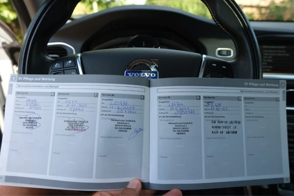 Volvo V60 D6 Pure Limited, снимка 12 - Автомобили и джипове - 54496209