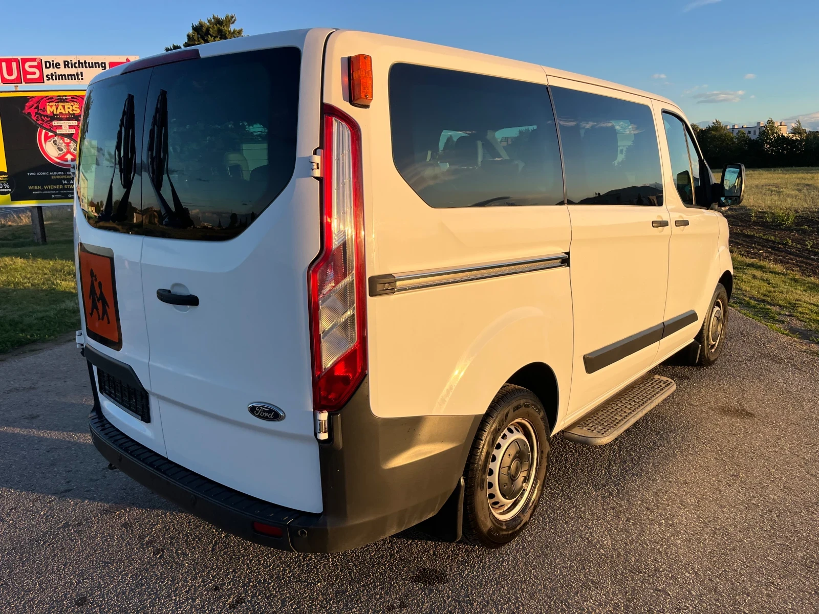 Ford Transit Custom 300 L1, снимка 5 - Автомобили и джипове - 54875267