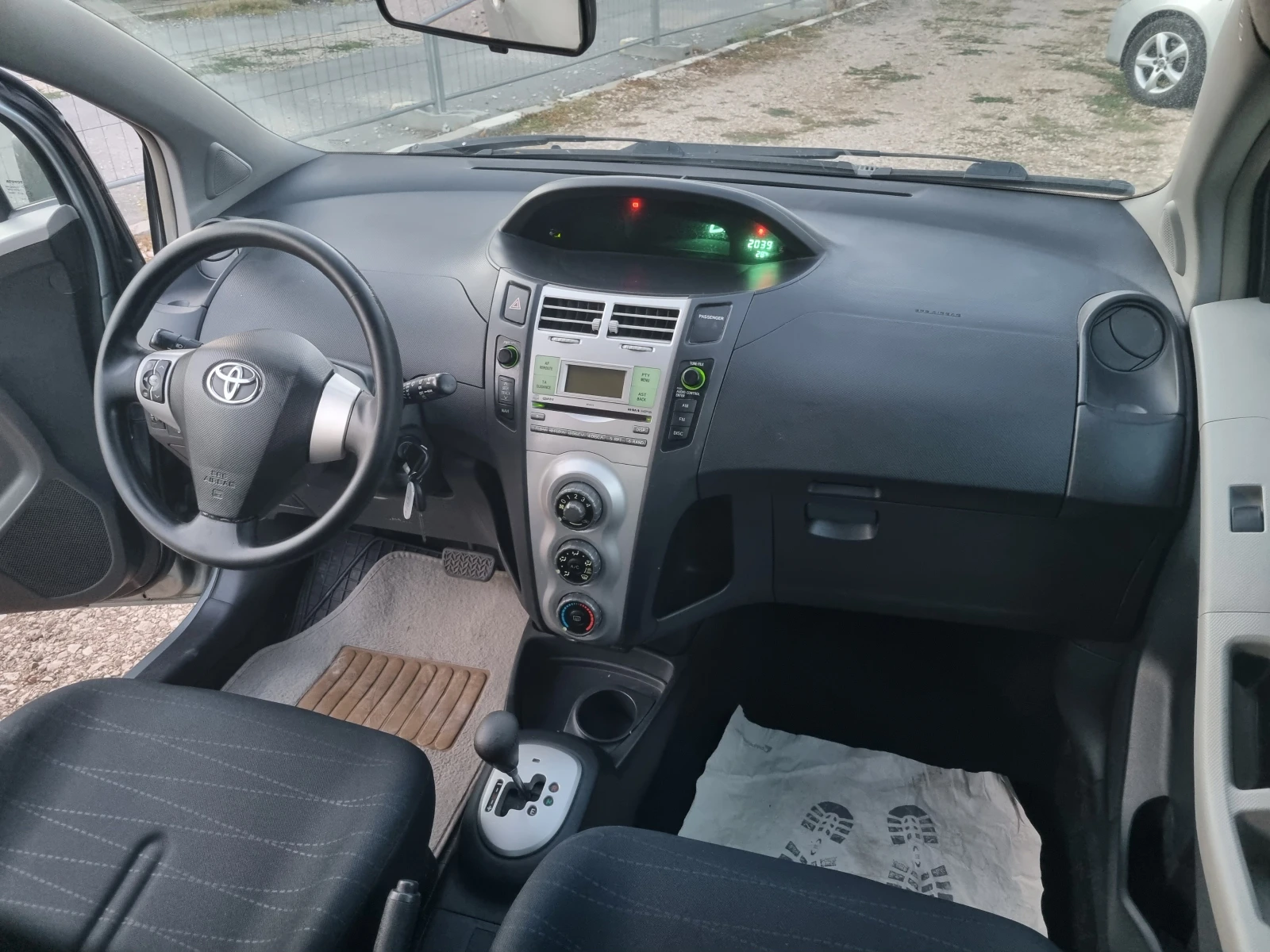 Toyota Yaris 1.3iVVTI ESKLUZIVE  | Mobile.bg � ����������� 11