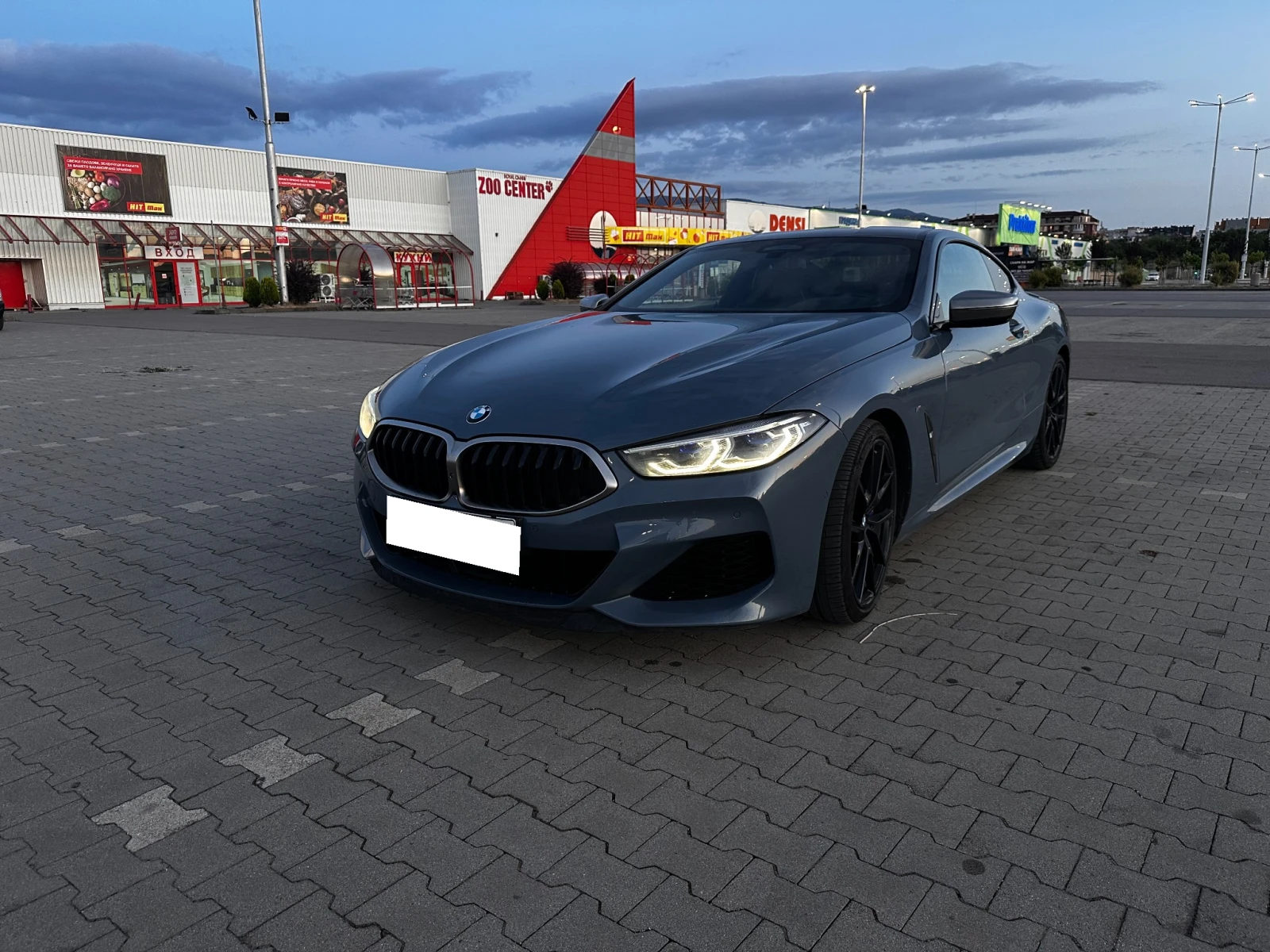 BMW 850