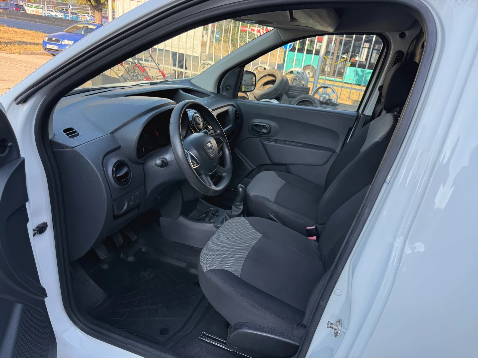 Dacia Dokker 1.6 ГАЗ ЕВРО 6, снимка 7 - Автомобили и джипове - 55630575