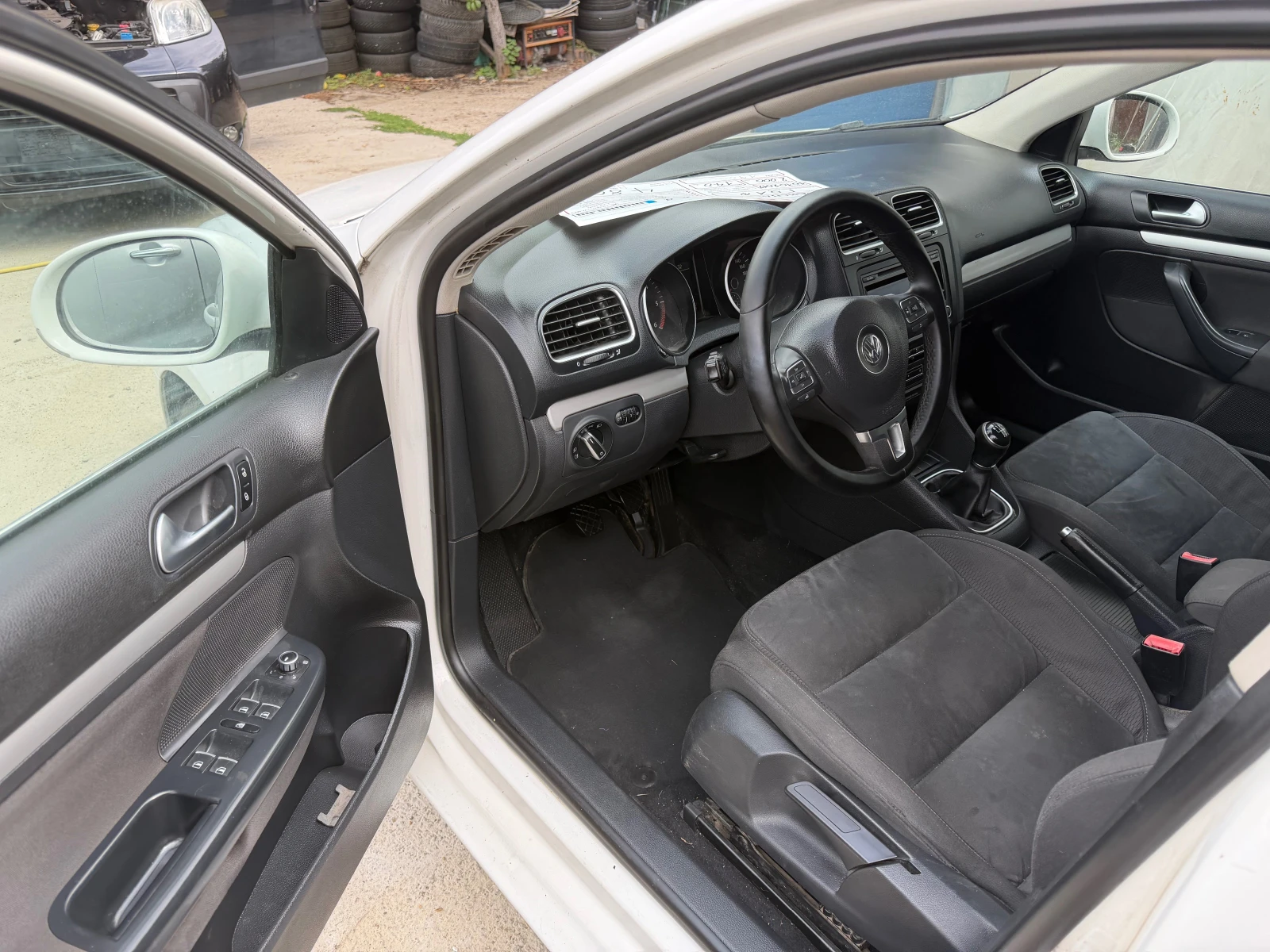 VW Golf 2.0TDI, снимка 4 - Автомобили и джипове - 55930493