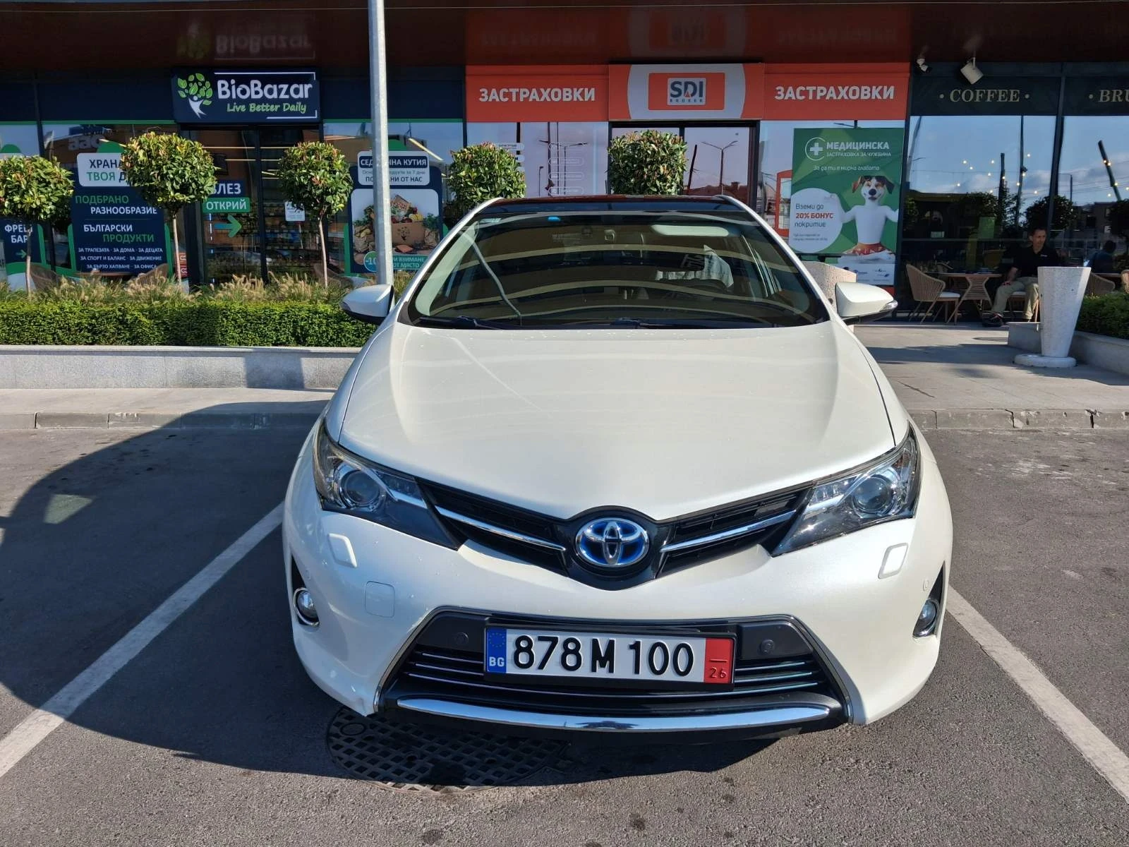 Toyota Auris 1.8 Hybrid, ниво Lounge, реален пробег, снимка 8 - Автомобили и джипове - 56039741