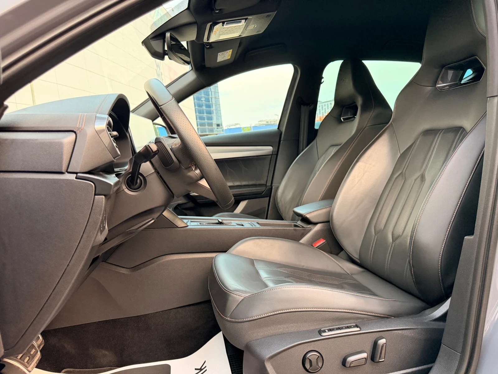 Cupra Formentor VZ-BEATS-MEMORY-DISTR-NARDO-CARPLAY-PODGREV-KEYLES, снимка 10 - Автомобили и джипове - 56060547