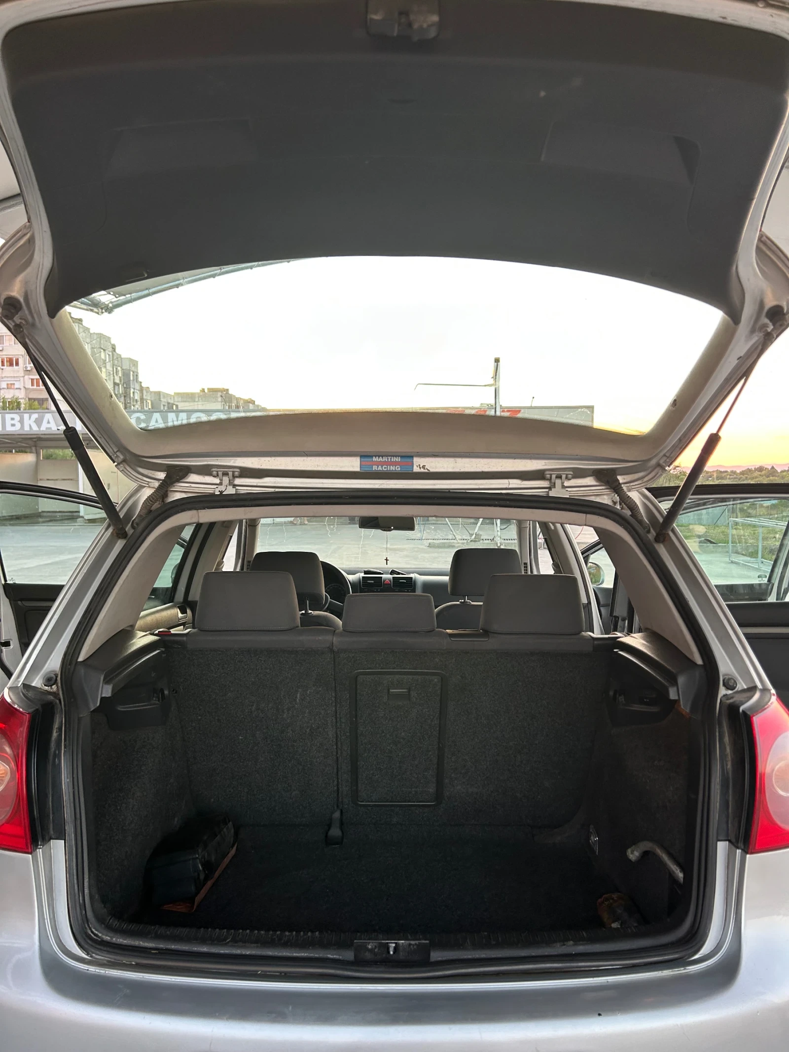 VW Golf VW Golf 1.9 , снимка 8 - Автомобили и джипове - 56241968