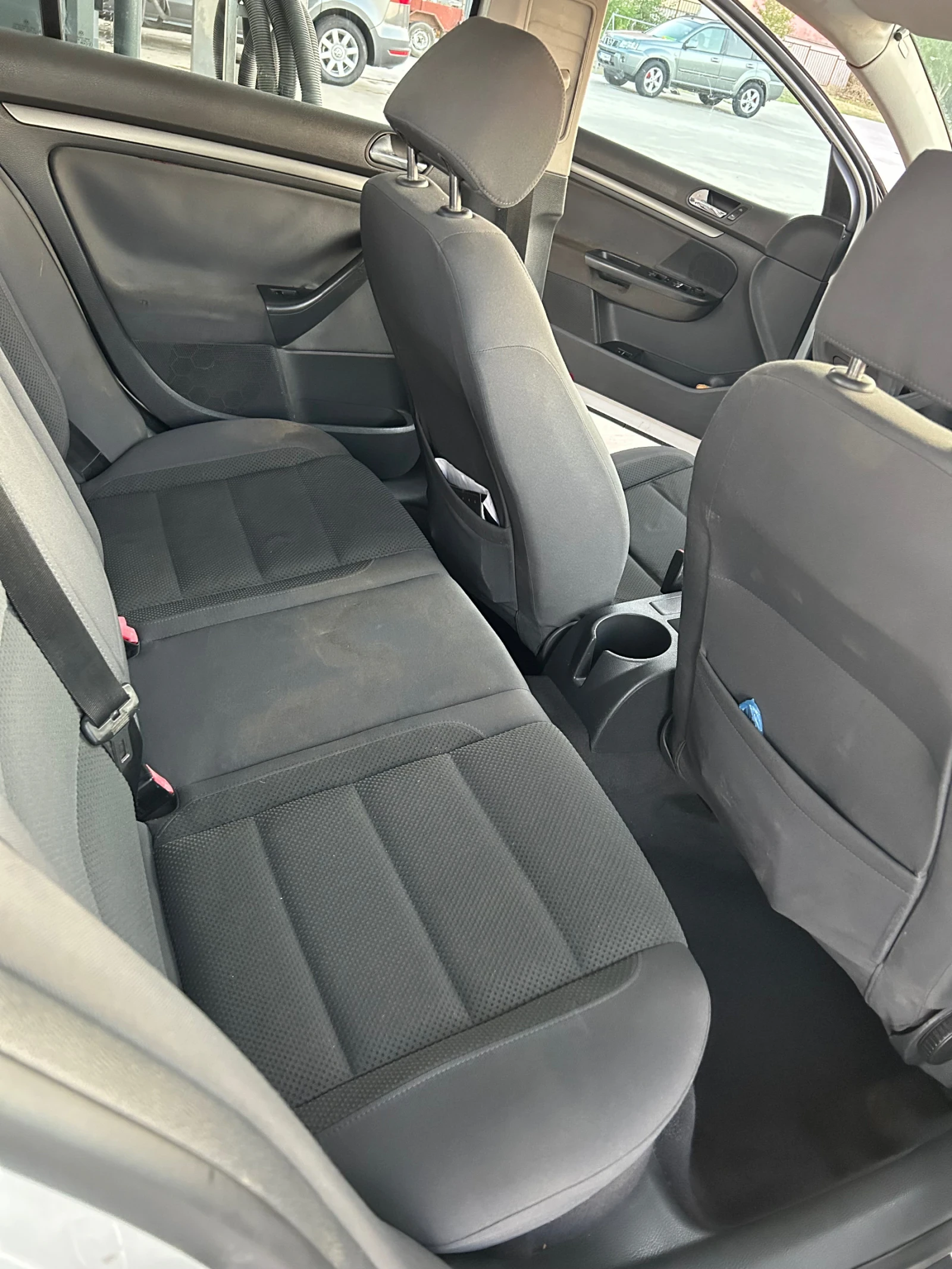 VW Golf VW Golf 1.9 , снимка 7 - Автомобили и джипове - 56241968