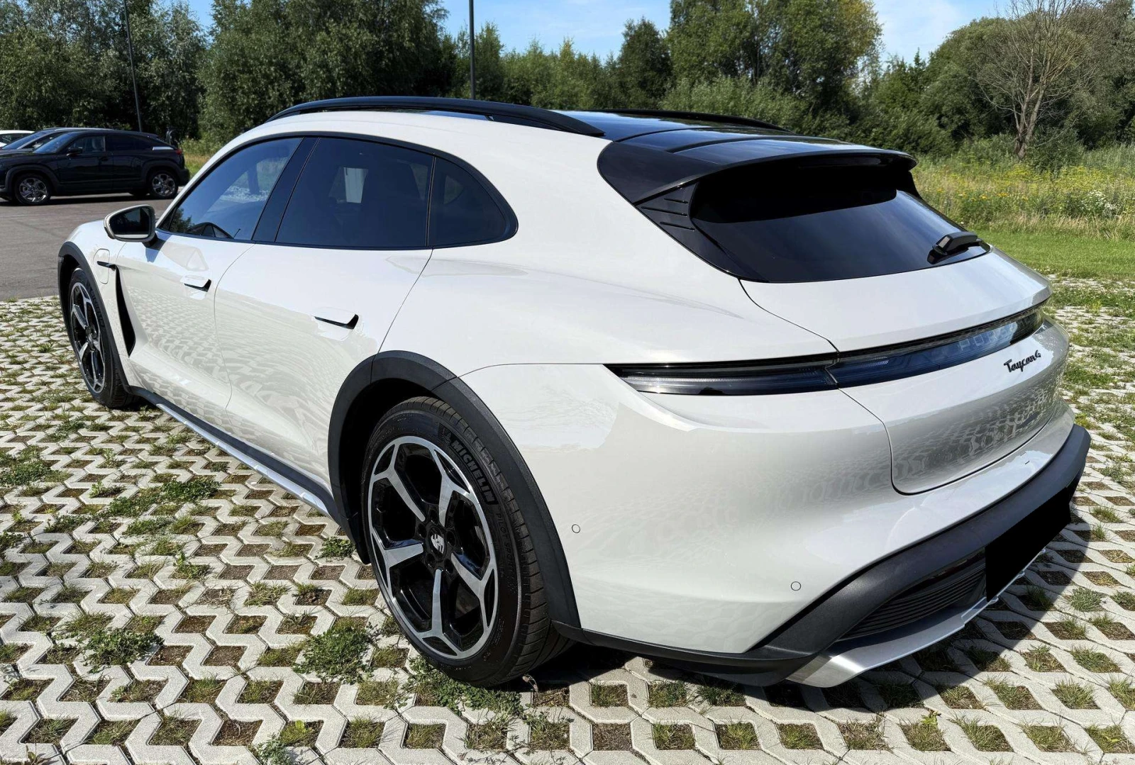 Porsche Taycan 4 Cross Turismo 105kWh, снимка 3 - Автомобили и джипове - 56254676