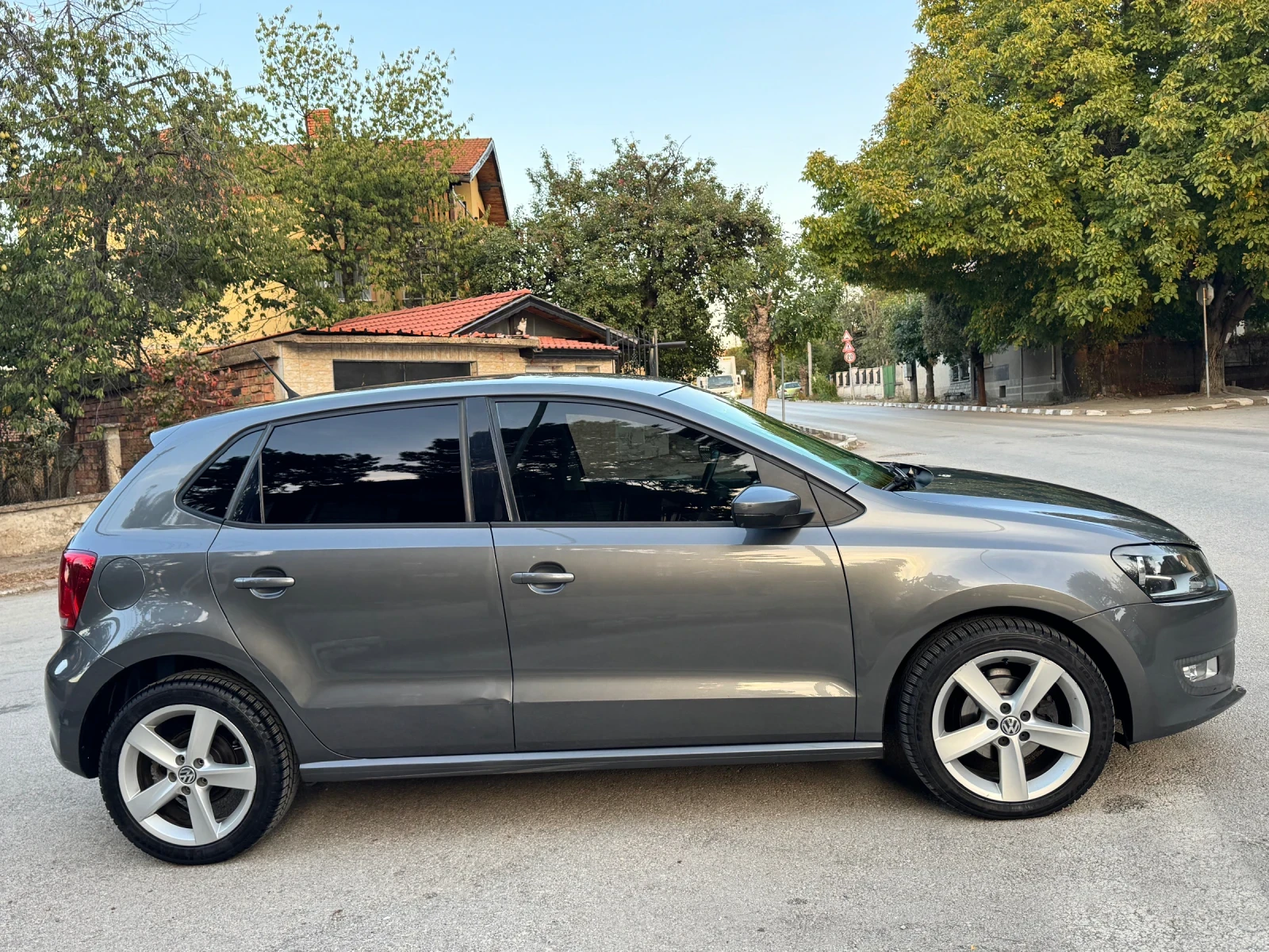VW Polo HIGHLINE, снимка 5 - Автомобили и джипове - 56367842