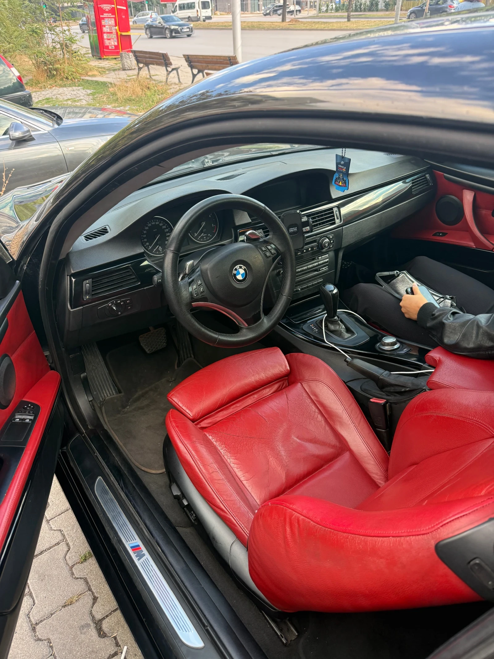 BMW 335, снимка 7 - Автомобили и джипове - 56405730