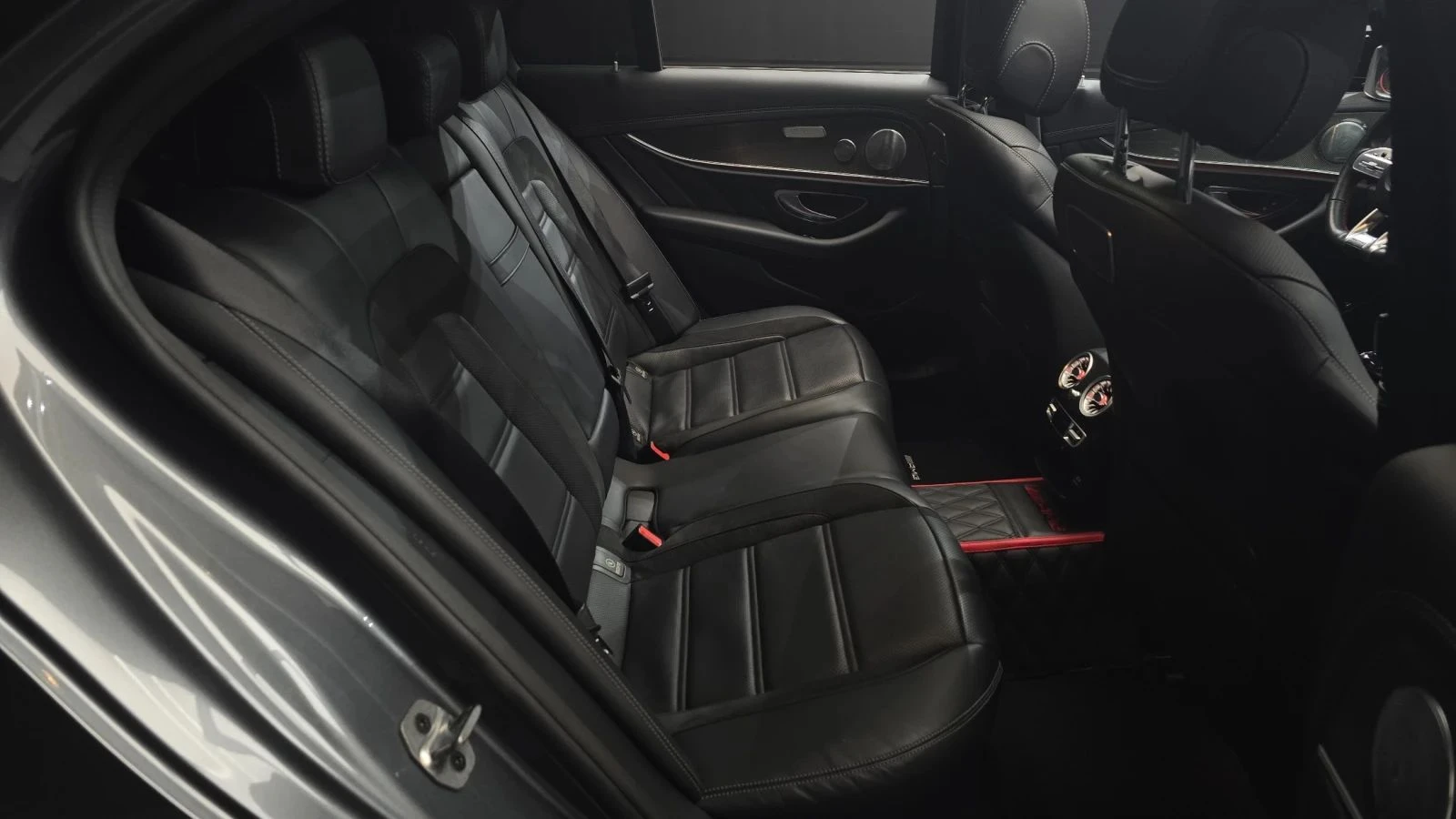 Mercedes-Benz E 53 AMG, снимка 11 - Автомобили и джипове - 56688080