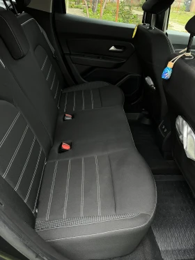 Dacia Duster 1.0 TCe ECO-G, снимка 16