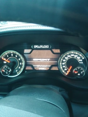 Dodge RAM 1500 Sport HEMI 5.7, снимка 8