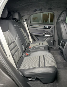 Porsche Cayenne TurboS* E-Hybrid* GT Coupe* Ceramic* Carbon* Chron - 103998 € / 203402.41 лв. - 10099935 12