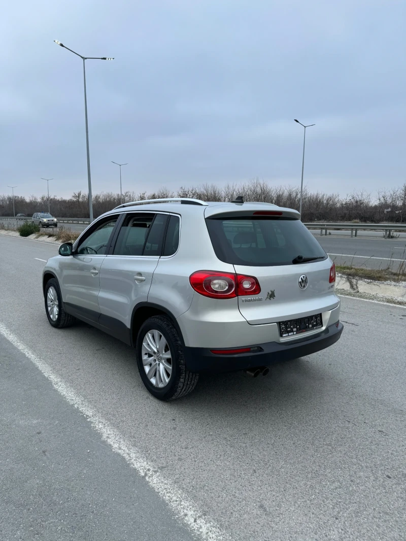 VW Tiguan 2.0 tdi, снимка 6 - Автомобили и джипове - 48499056