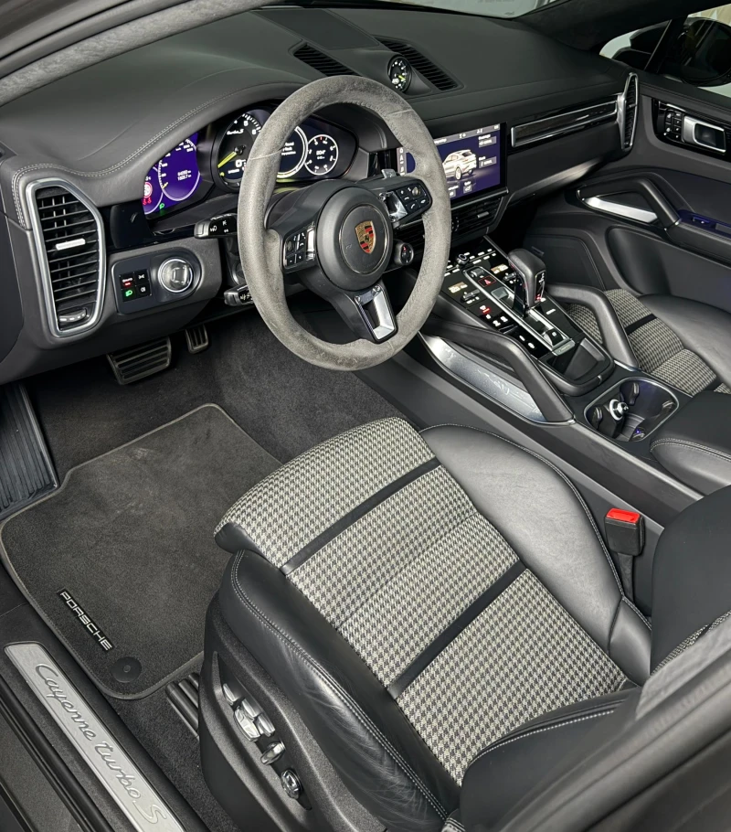 Porsche Cayenne TurboS* E-Hybrid* GT pack* Ceramic* Carbon* Chron, снимка 7 - Автомобили и джипове - 52393425