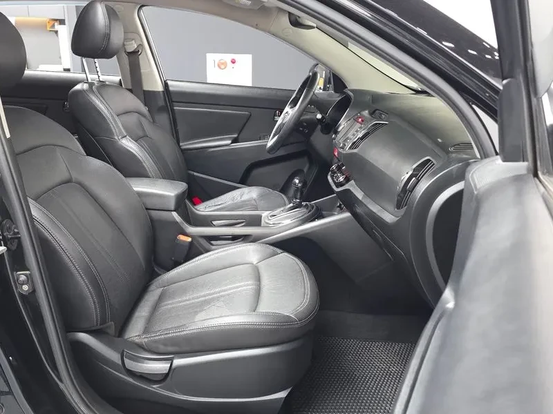 Kia Sportage R Diesel 2Wd Tlx Premium, снимка 11 - Автомобили и джипове - 56000190