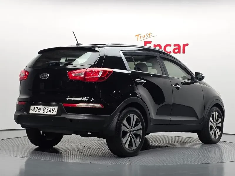 Kia Sportage R Diesel 2Wd Tlx Premium, снимка 2 - Автомобили и джипове - 56000190