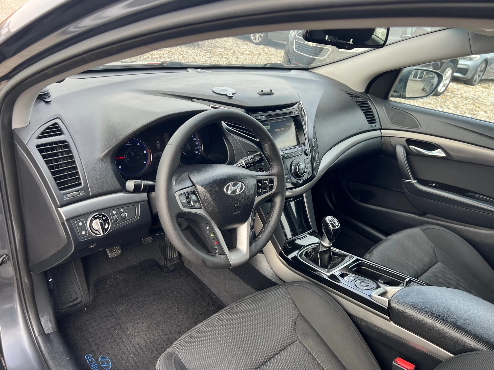 Hyundai I40 1.7 CRDI - изображение 9