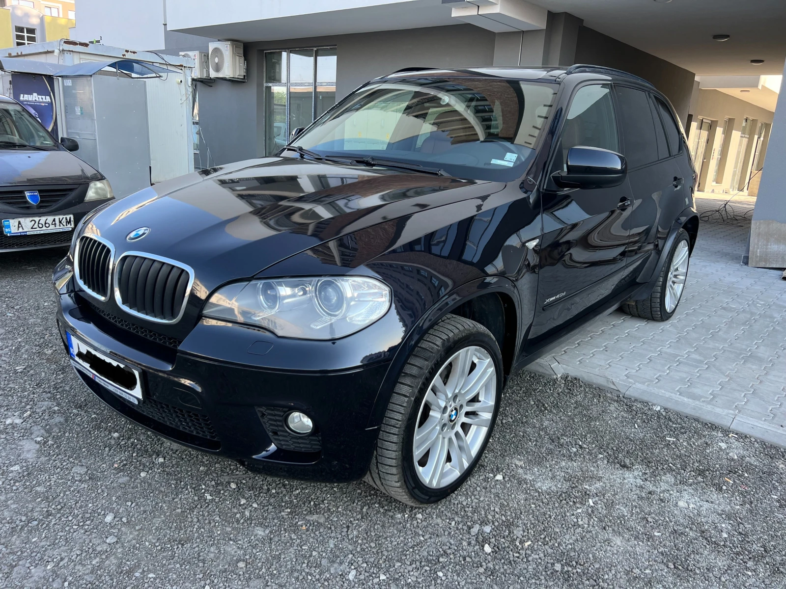 BMW X5 40D M ПАКЕТ ВАКУМ ДИСТАНЦИЯ ПАНОРАМА KEYLESS-GO - изображение 2