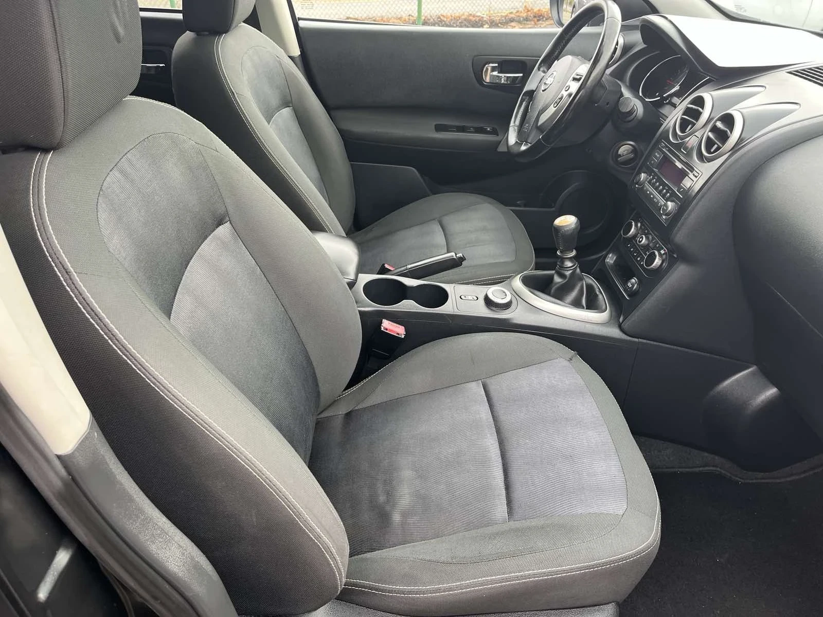 Nissan Qashqai 2.0 16V SPORT 4x4 - изображение 10