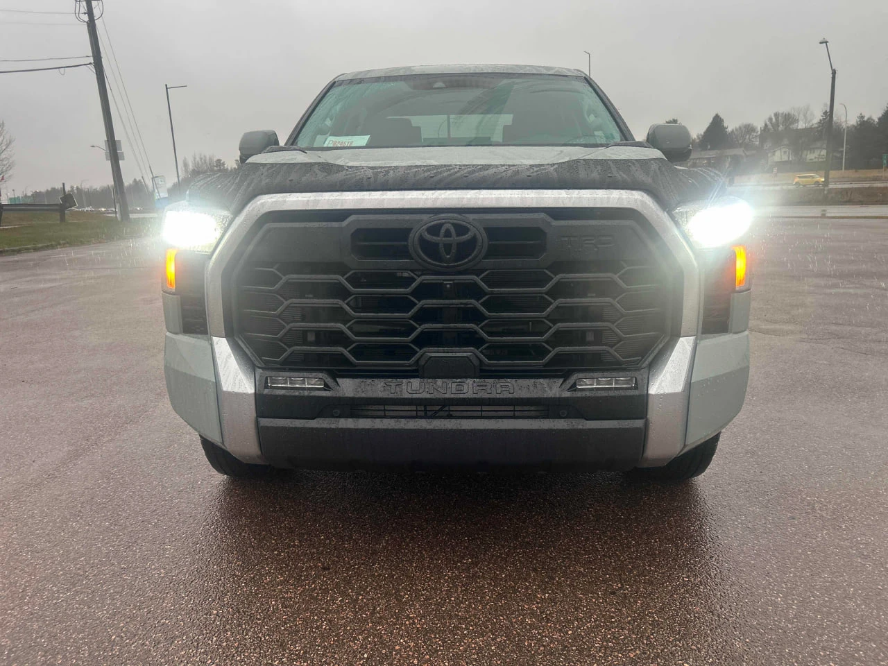 Toyota Tundra CARFAX* АВТОФИНАНСИРАНЕ БЕЗ ПЪРВОНАЧАЛНА ВНОСКА - изображение 7