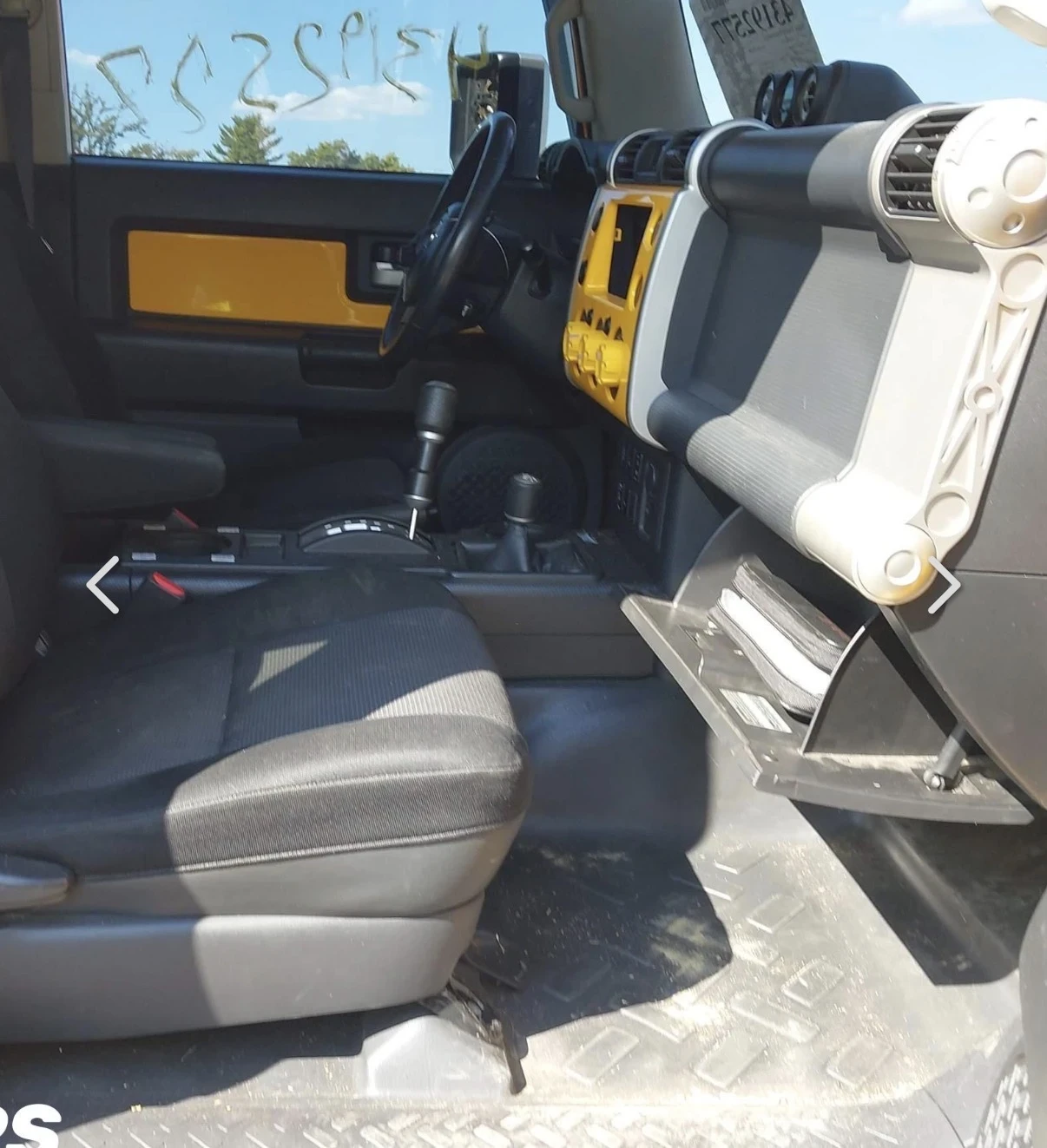 Toyota Fj cruiser 4.0 КАТО НОВА - изображение 2