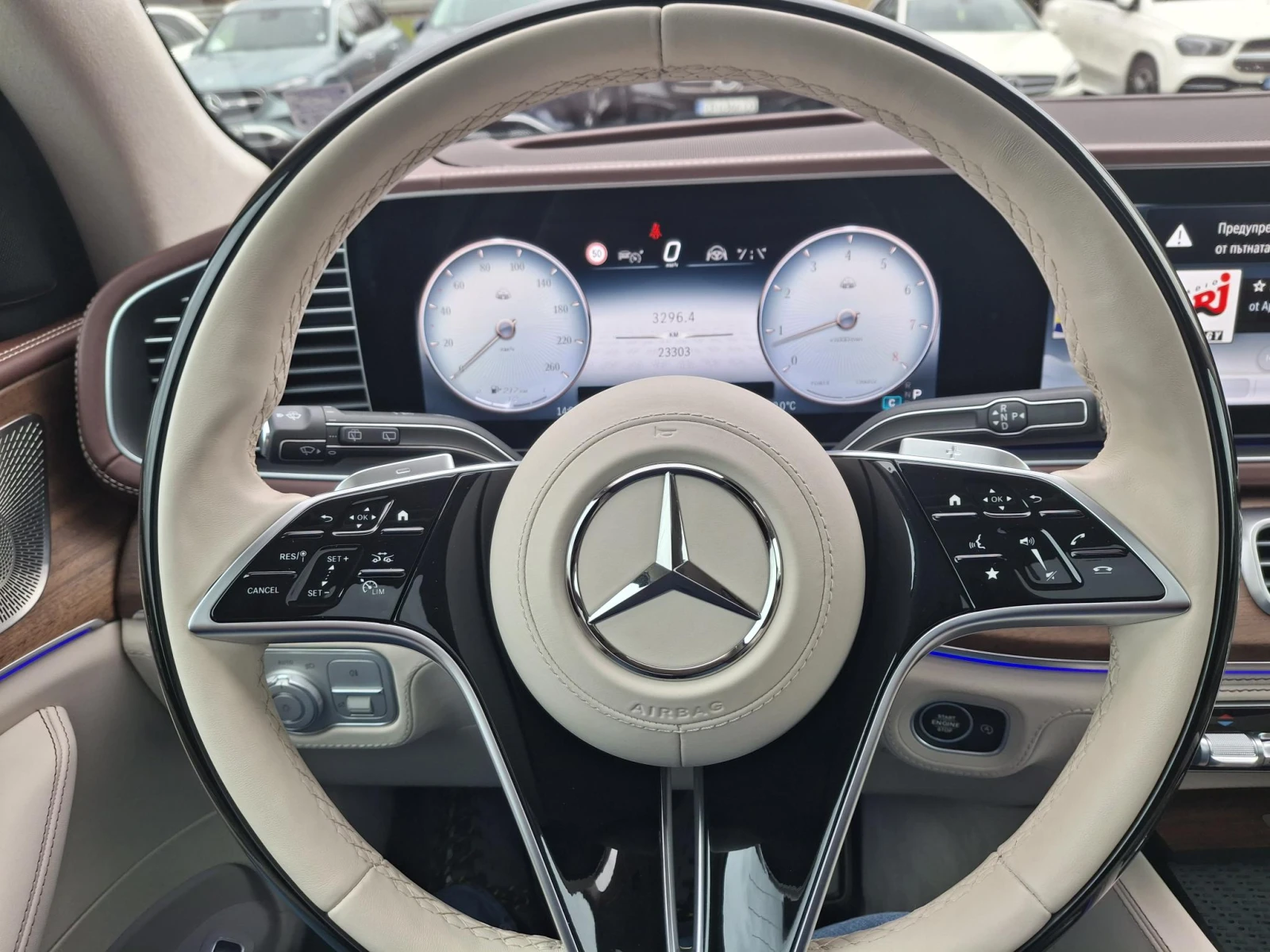 Mercedes-Benz GLS 600 Maybach - изображение 10