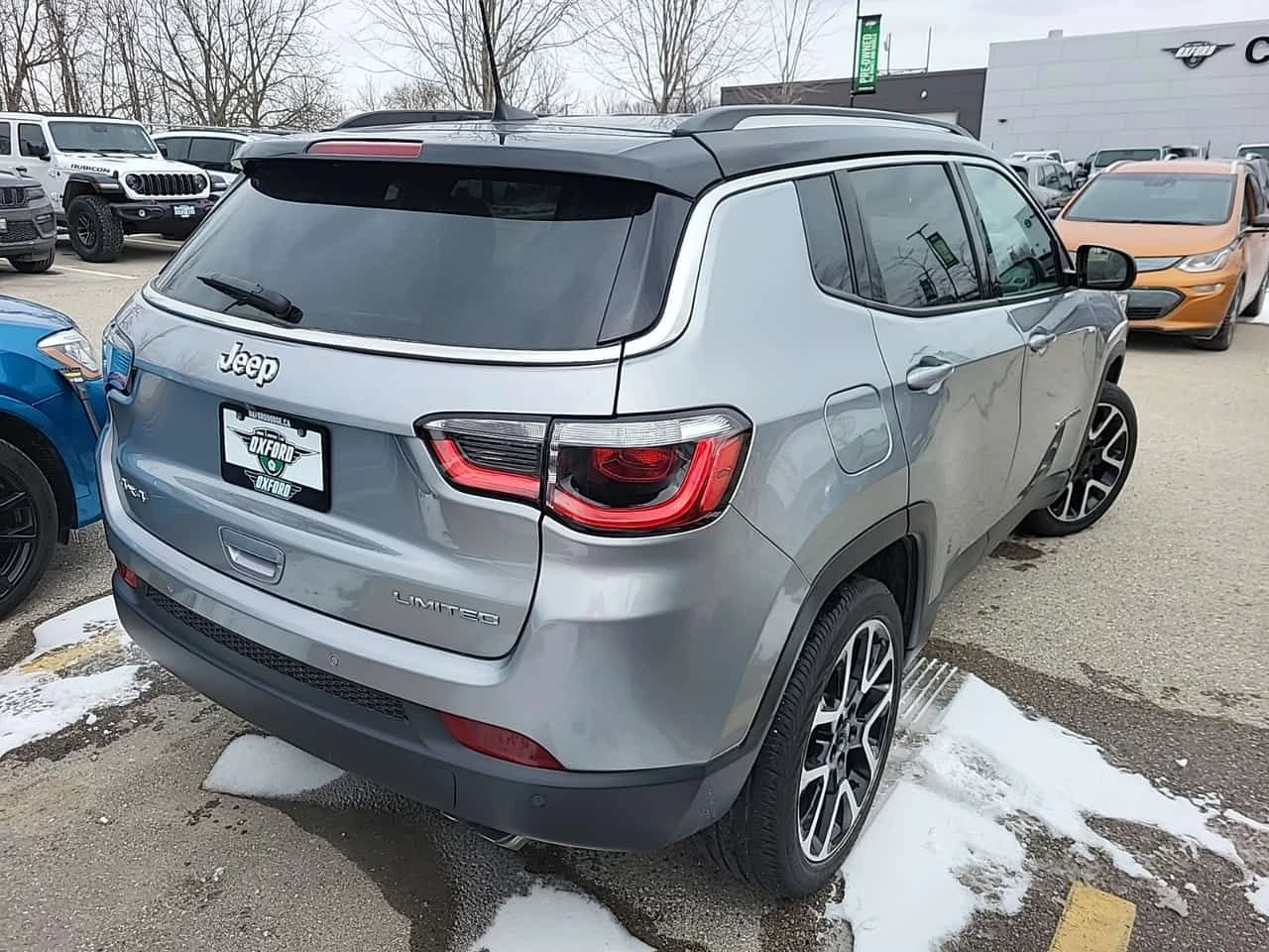 Jeep Compass LIMITED/CARFAX/ПОДГРЕВИ/, снимка 3 - Автомобили и джипове - 53898431