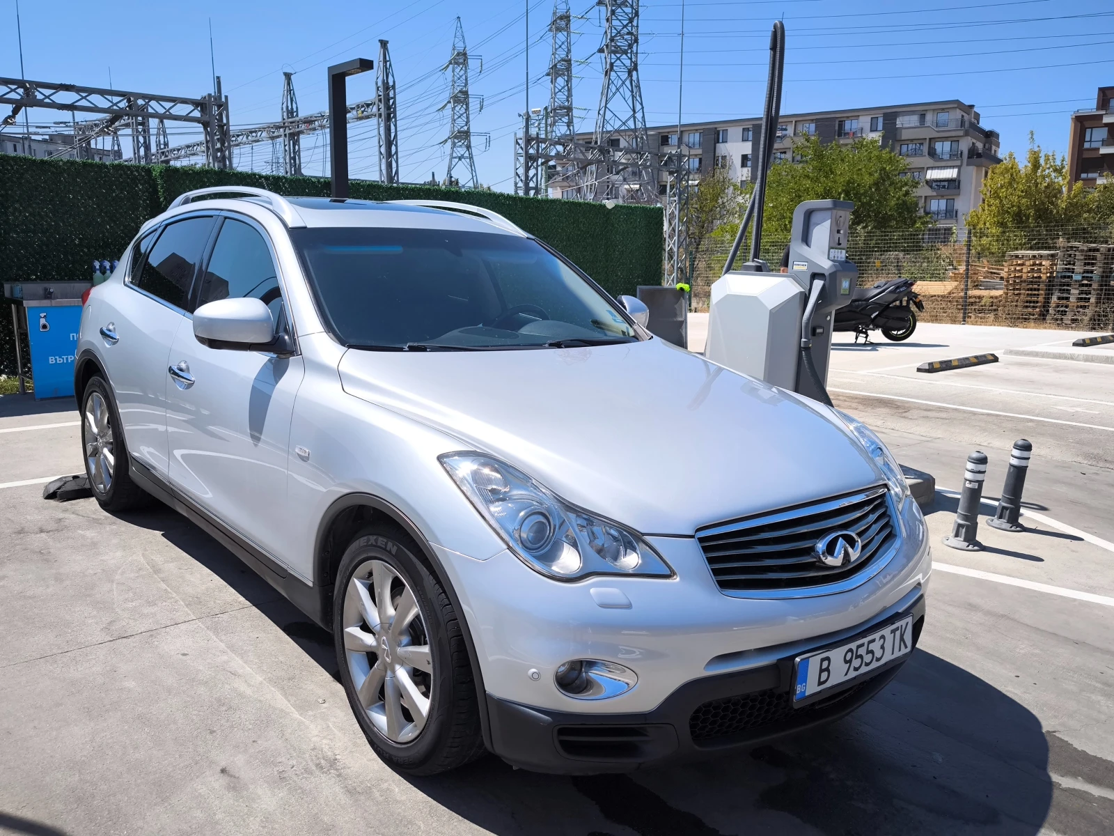 Infiniti Ex37, снимка 2 - Автомобили и джипове - 54076496
