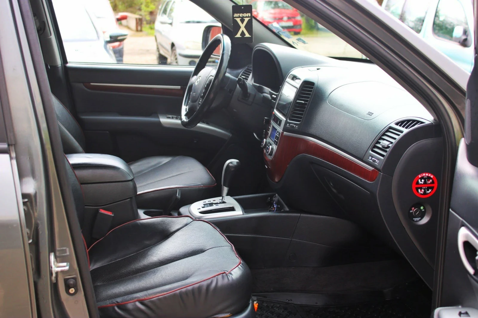 Hyundai Santa fe 2.7 БЕНЗИН\ГАЗ, снимка 8 - Автомобили и джипове - 54283577