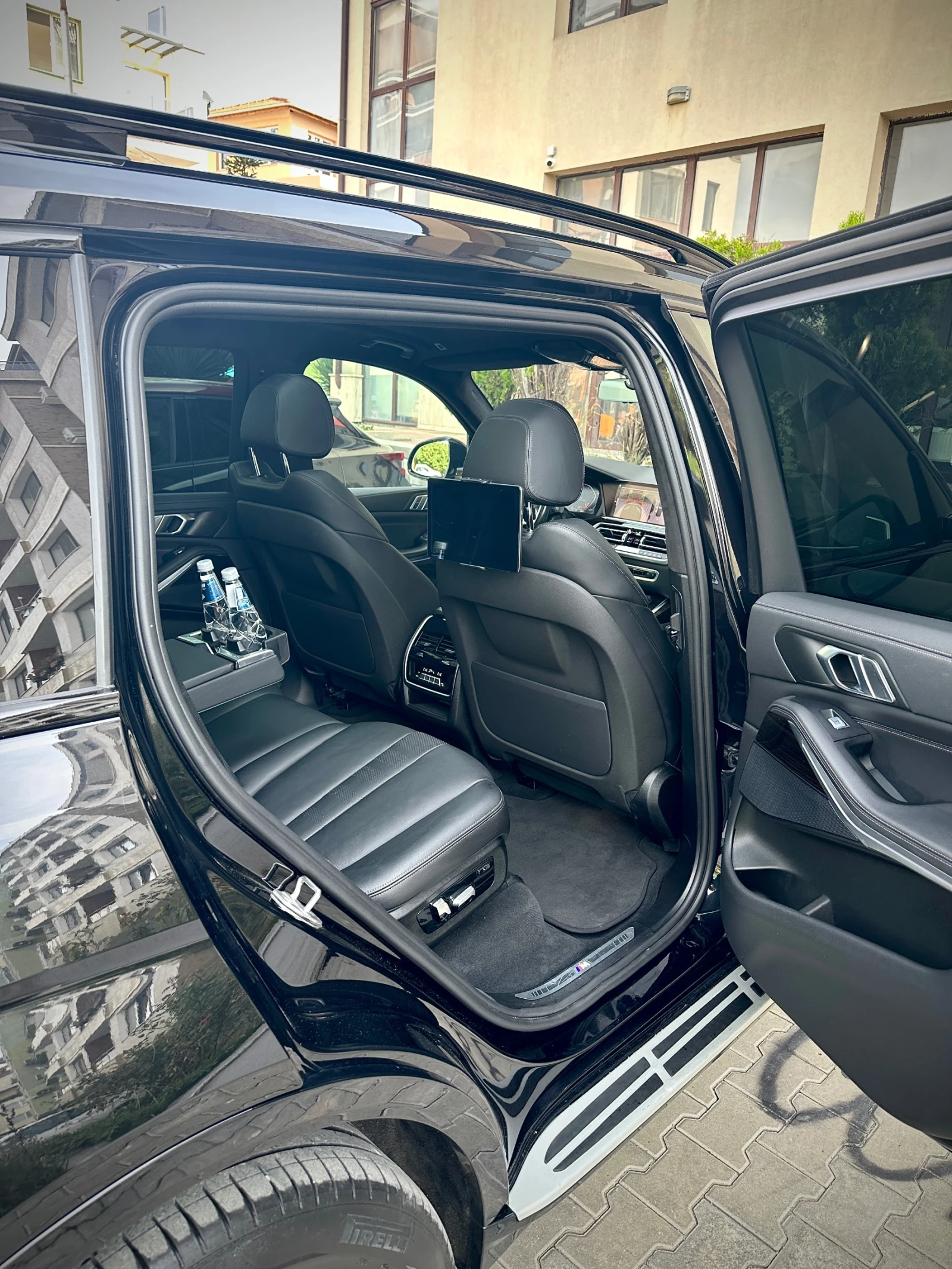 BMW X7 X7 M30d Swarovski, снимка 9 - Автомобили и джипове - 54697043