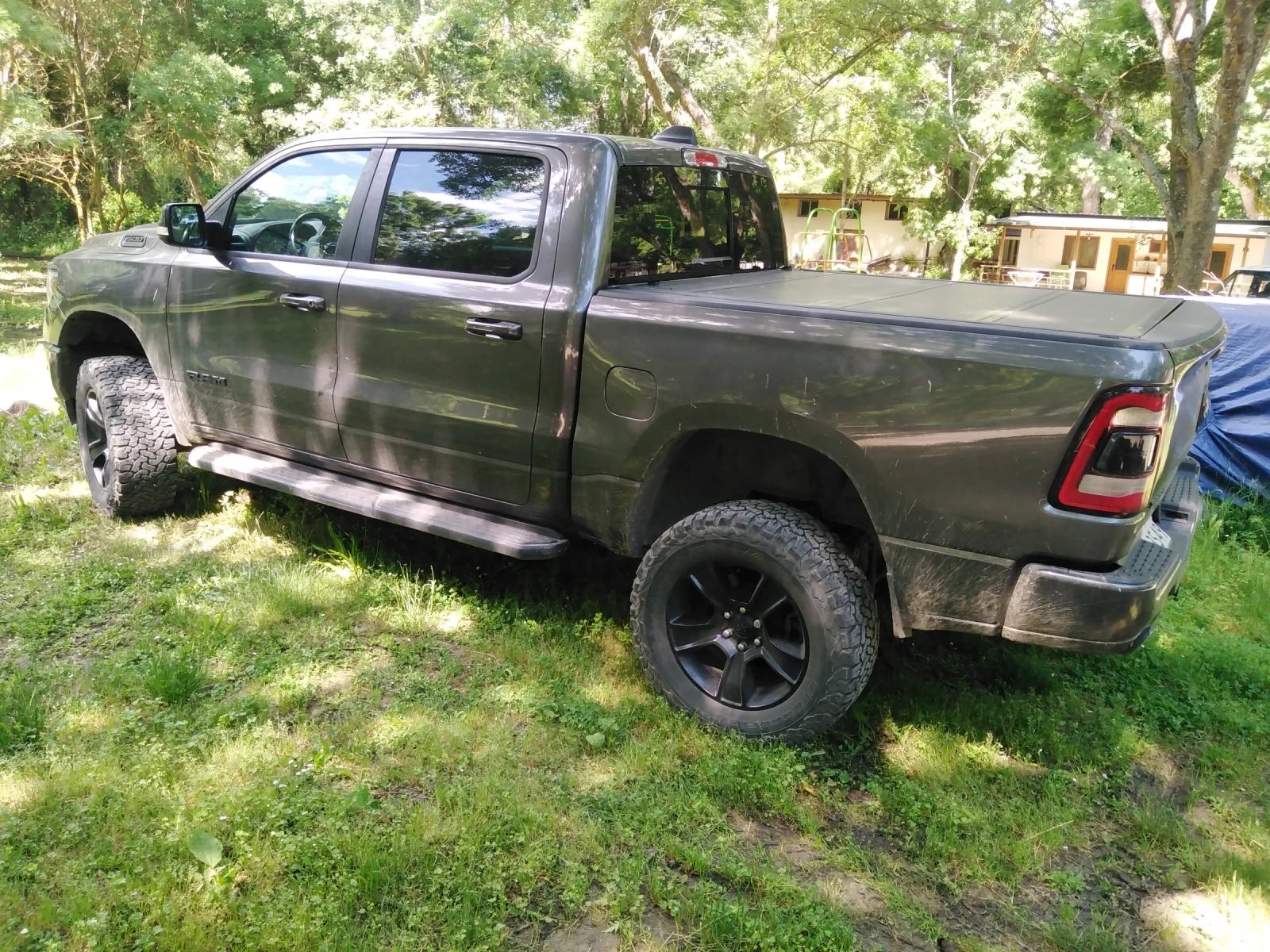 Dodge RAM 1500 Sport HEMI 5.7