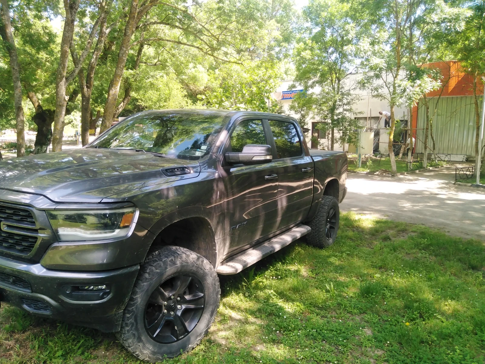 Dodge RAM 1500 Sport HEMI 5.7, снимка 5 - Автомобили и джипове - 54708686