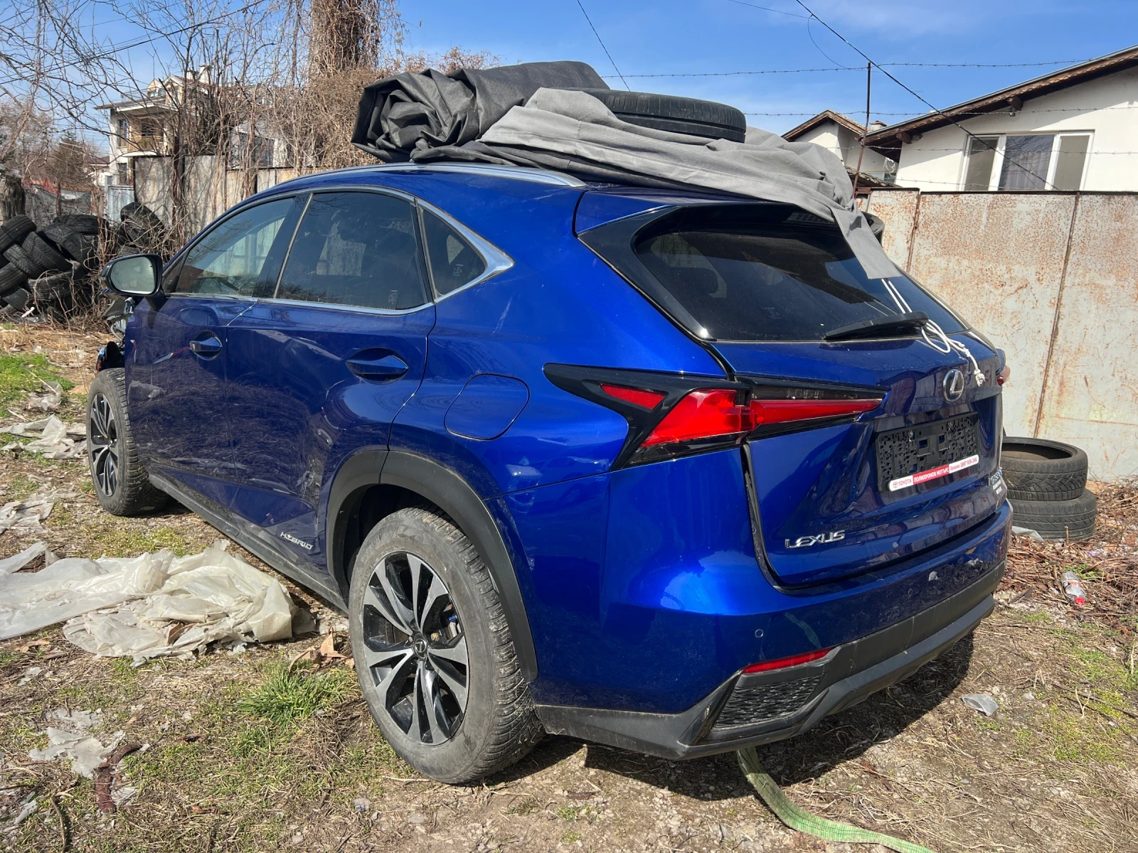 Lexus NX 300h Цял или на части