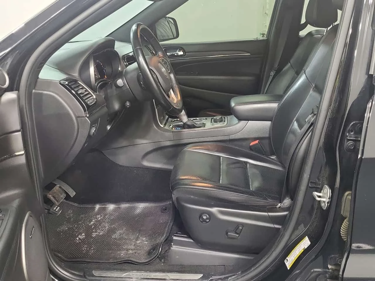 Jeep Grand cherokee HIGH ALTITUDE/CARFAX /ФИНАНСИРАНЕ, снимка 5 - Автомобили и джипове - 55000814